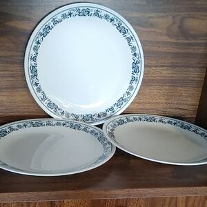 Corelle Blue and White Dinner Plate Set (3)